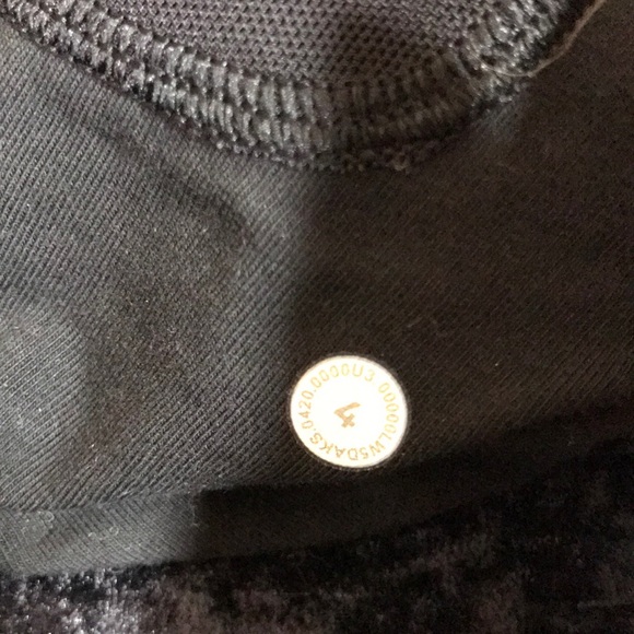 💙Lululemon Black Ready To Crush Velvet Joggers - Picture 3 of 13